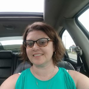 Meet your Posher, Elizabeth